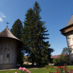 Biserici in Moldova, Biserica "Adormirea Maicii Domnului şi Sfântului Gheorghe" a fostei Mănăstiri Humor